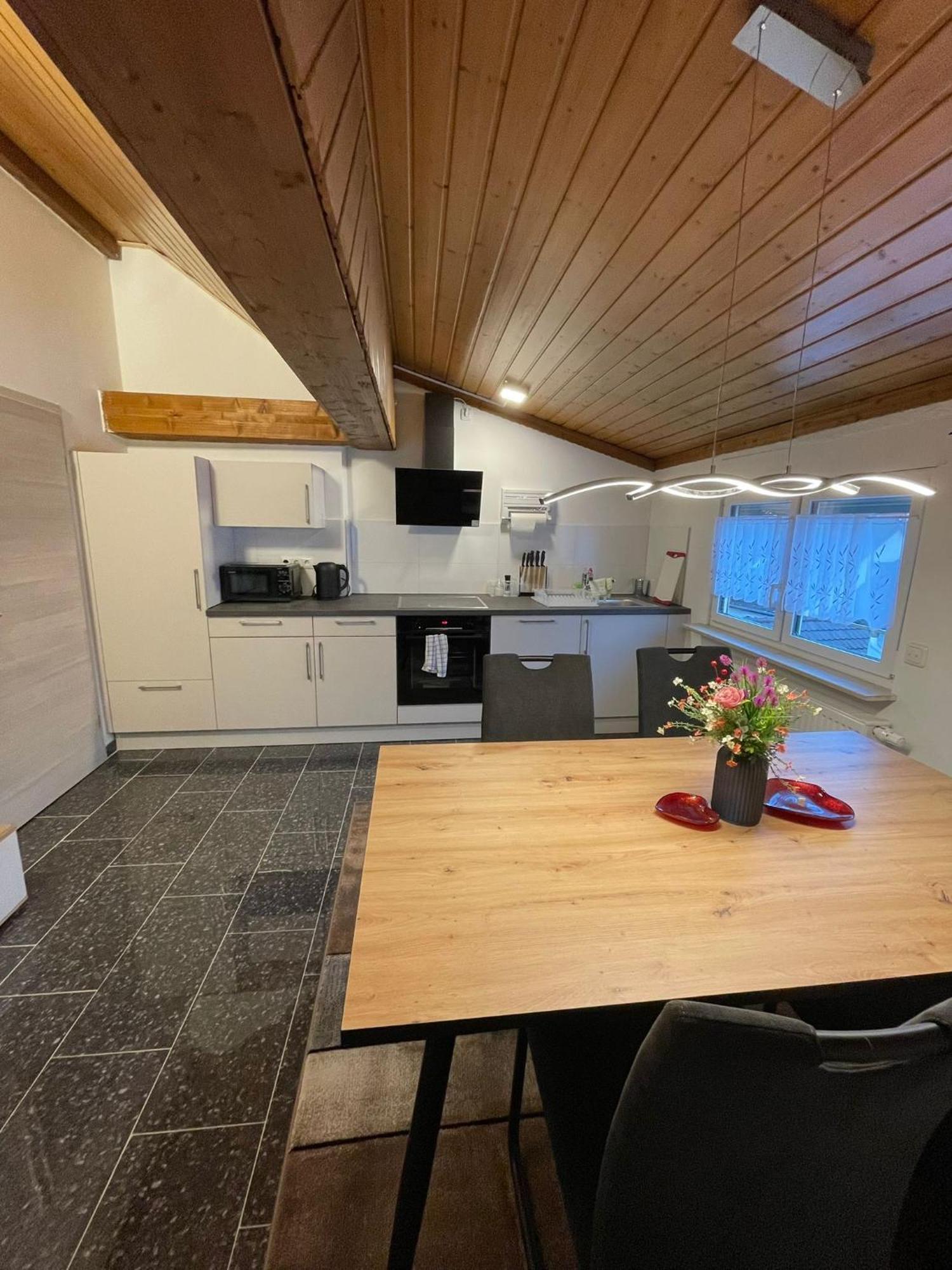 Luis Apartment Ruesselsheim D1 Hassloch  Eksteriør bilde
