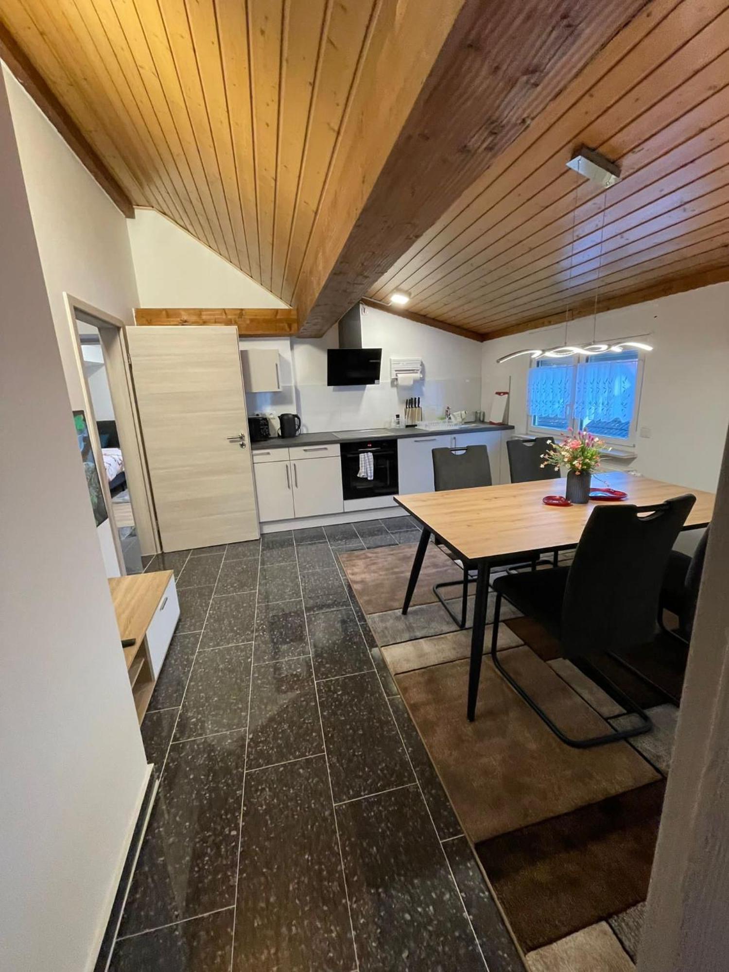 Luis Apartment Ruesselsheim D1 Hassloch  Eksteriør bilde